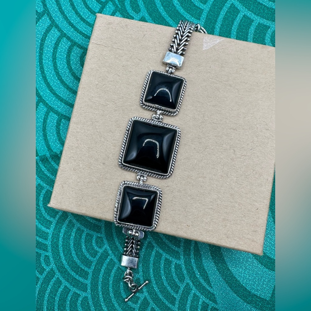 Sterling silver & black onyx toggle bracelet